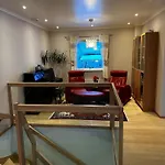 World Championship 2025-cozy House For Rent